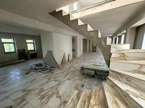 коммерческая по адресу Андреевский спуск, 10-А