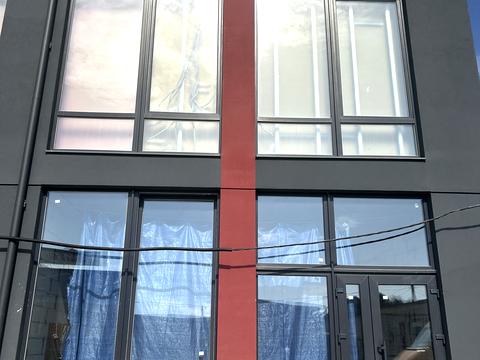 комерційна за адресою Митрополита Шептицького вул., 25