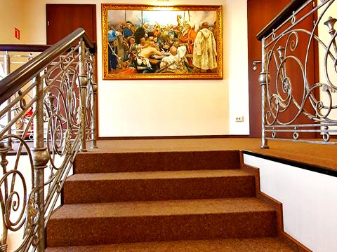 комерційна за адресою Чарівна вул., 38-Б
