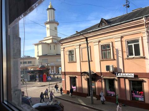 комерційна за адресою Олени Степанів вул., 3