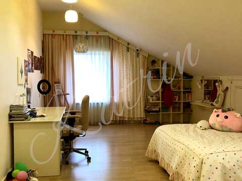 будинок за адресою с. Сурсько-Литовське, Шкільна