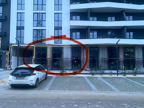 комерційна за адресою Джорджа Вашингтона вул. (Батальна), 1