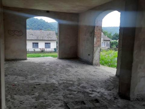 ділянка за адресою Ужанська
