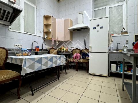 коммерческая по адресу Мартина Шимановского ул. (Комуністична), 1