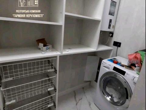 квартира за адресою Дніпровська набережна вул., 20-А
