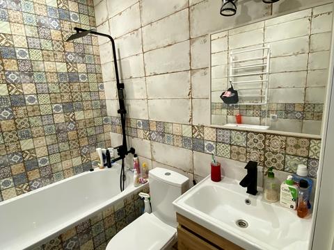 квартира за адресою Жаботинського вул. (Пролетарская улица), 56а