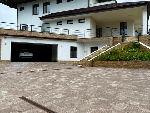 дом по адресу Ульяны Громовой ул.