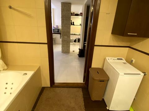 квартира за адресою Старонаводницька вул., 4-В