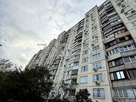 квартира за адресою Героїв полку "Азов" вул. (Маршала Малиновського), 7-А