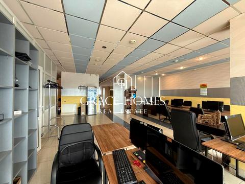 комерційна за адресою Саксаганського вул., 121