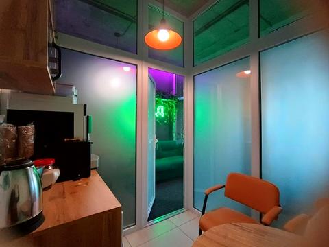 комерційна за адресою Кловський узвіз, 7a