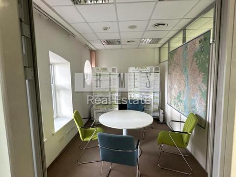 комерційна за адресою Київ, Велика Васильківська вул. (Червоноармійська), 77