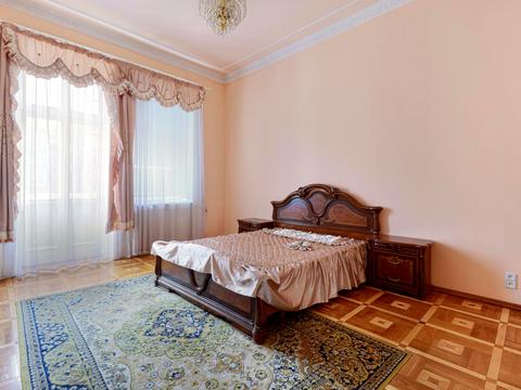 квартира за адресою Героїв Майдану вул. (Гвардійська), 4