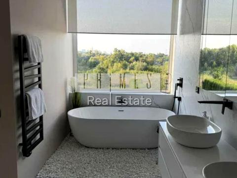 дом по адресу  ул.