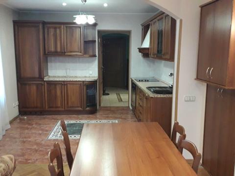 квартира за адресою Стадіонна вул., 6а