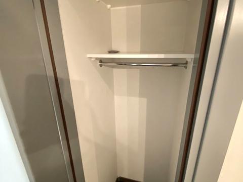 квартира за адресою Київ, Русанівська набережна вул., 8