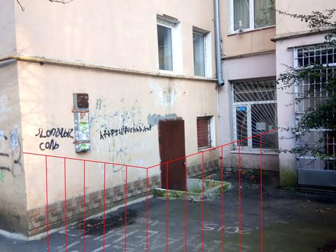 коммерческая по адресу Космонавтов ул., 64а
