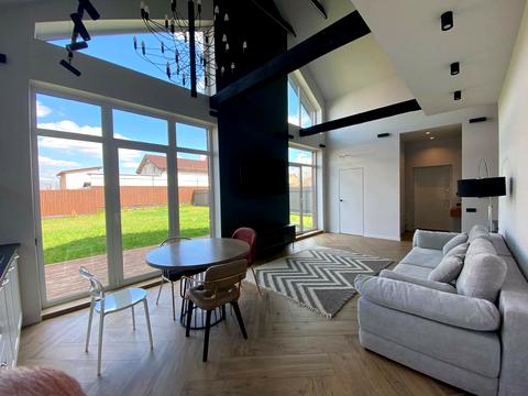 дом по адресу Амосова ул., 73а