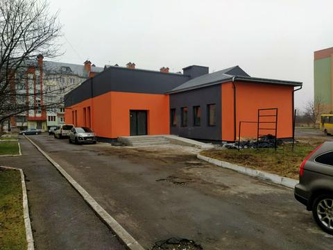 комерційна за адресою Євгена Коновальця вул., 15А