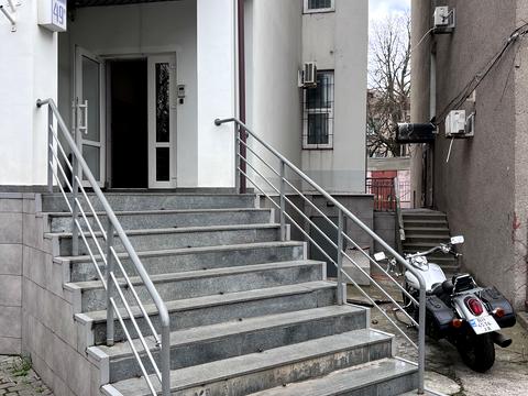 квартира по адресу Французский бульв., 49/1