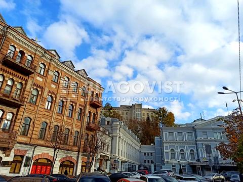 коммерческая по адресу Архитектора Городецкого ул., 17/1