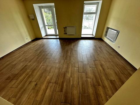 комерційна за адресою Героїв Дніпра просп., 36