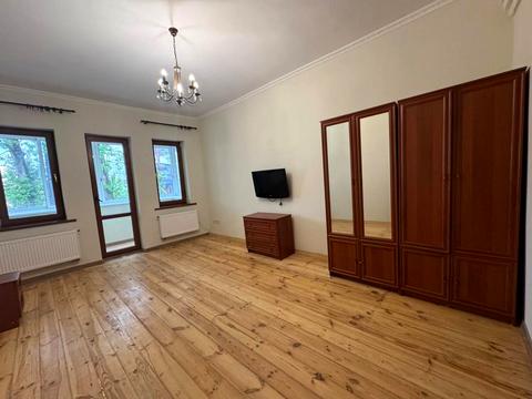 квартира за адресою Гетьмана Івана Мазепи вул. (Топольна), 37