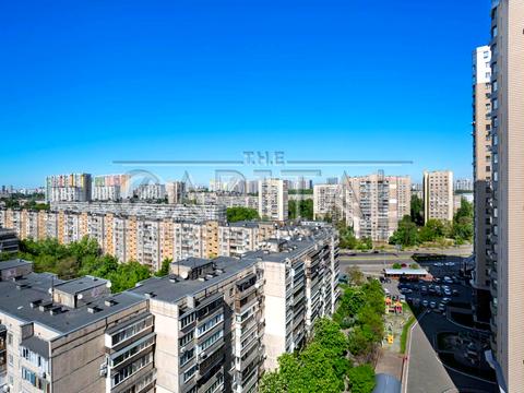 комерційна за адресою Микільсько-Слобідська вул., 2-Б