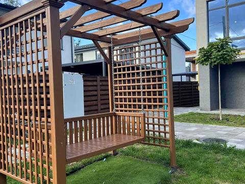 квартира по адресу Защитников ул., 11