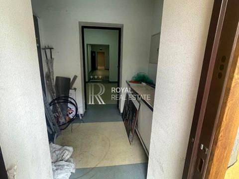 коммерческая по адресу Днепровская набережная ул., 13