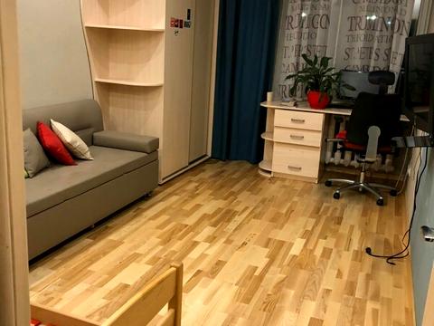 квартира за адресою Академіка Булаховського вул., 5-Б