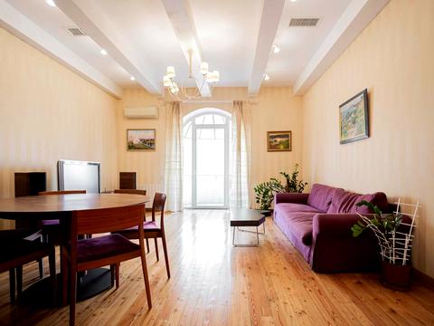 квартира по адресу Александра Конисского ул., 76-78