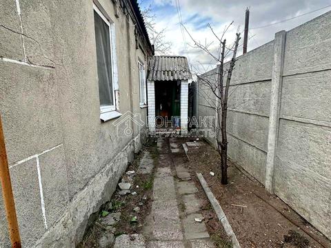 дом по адресу Миколи Зерова ул. (Красноградська), 26