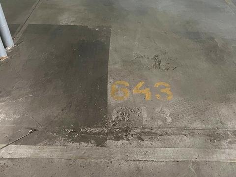 комерційна за адресою Голосіївська вул., 13-В