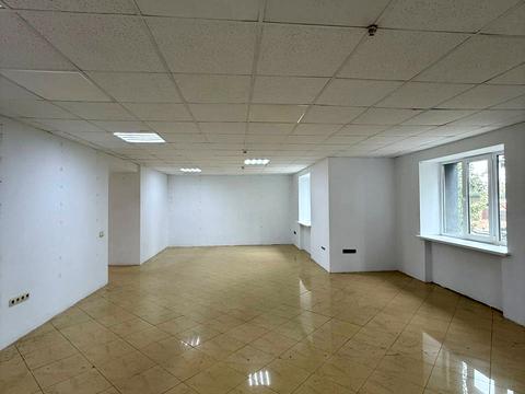 комерційна за адресою Центральна вул. (Леніна), 355