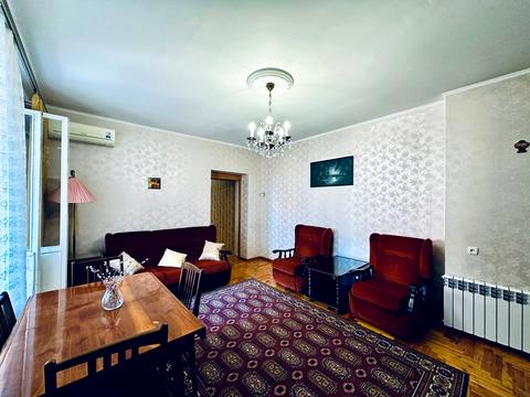 квартира за адресою Дмитра Яворницького просп. (Карла Маркса), 45-Б