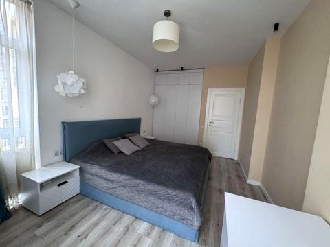 квартира за адресою Регенераторна вул., 4 к1-13