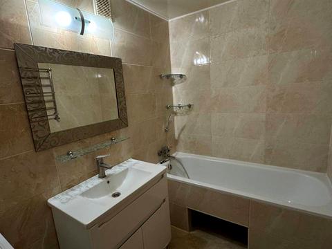 квартира за адресою Чорновола вул., 182б