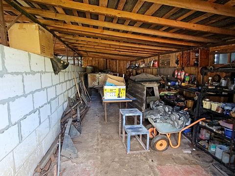 будинок за адресою с. Плужники, Червоноармійська