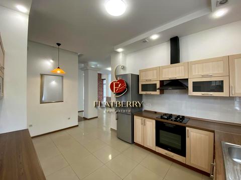 комерційна за адресою Стратегічне шосе (Науки), 48