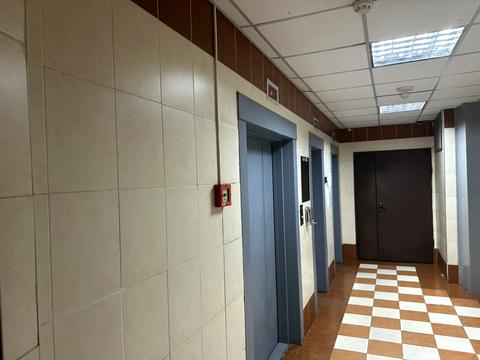 комерційна за адресою Петра Григоренка просп., 14