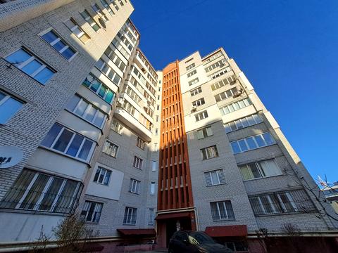 квартира за адресою Злуки, 8