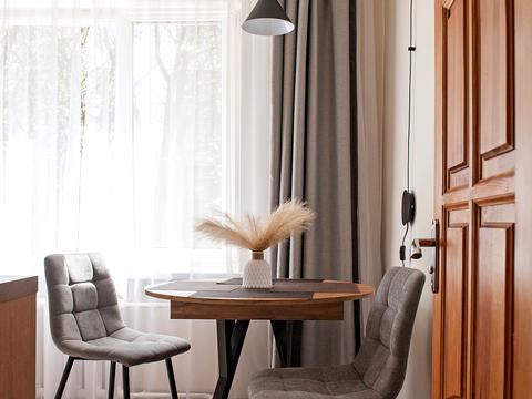 квартира за адресою Ольжича вул., 8