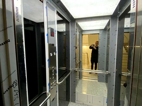 комерційна за адресою Площа Ринок, 2
