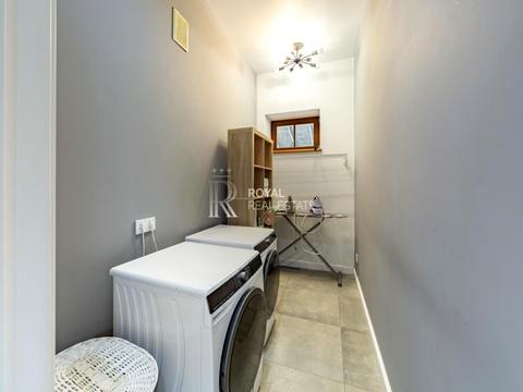 будинок за адресою Вишнева вул. (Леніна)