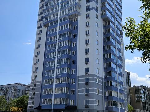 квартира по адресу Героев Днепра ул., 53/4