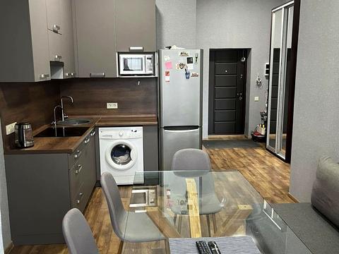 квартира за адресою Гідропаркова вул., 13