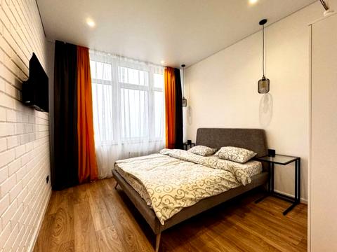 квартира за адресою Зарічна вул., 6