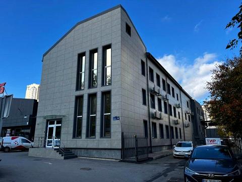коммерческая по адресу Генерала Шаповала ул. (Механізаторів), 10