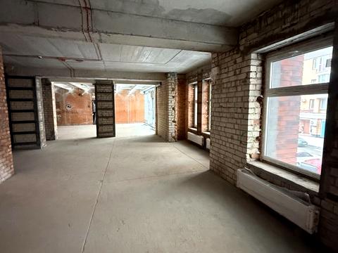 комерційна за адресою Левка Лук'яненка вул. (Маршала Тимошенка), 21